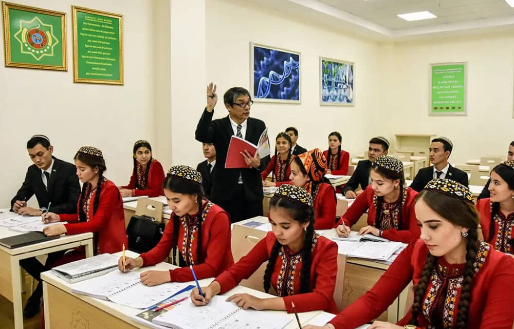 Studying in Turkey for Turkmen Students: Free Application and Counseling Services