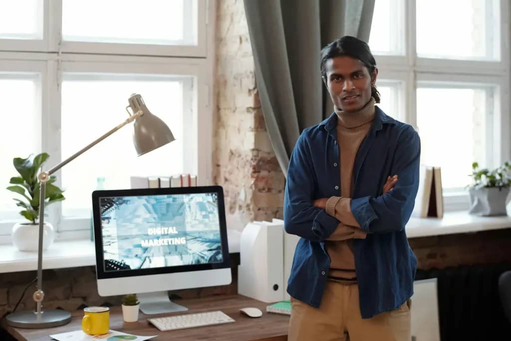 How to Become a Marketing Specialist